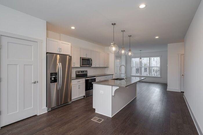 225 Cleveland Street #225 - Photo 3 of 17