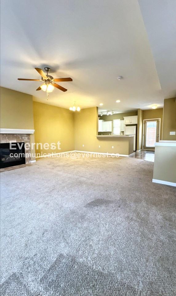 5245 Overland Dr #C11 - Photo 5 of 24