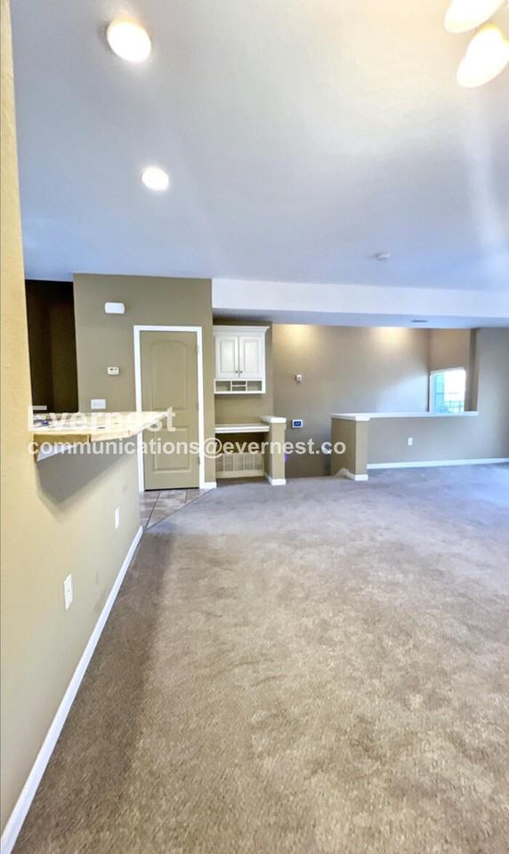 5245 Overland Dr #C11 - Photo 6 of 24