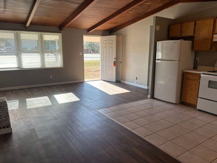 4010 Legion Rd - Photo 3 of 15