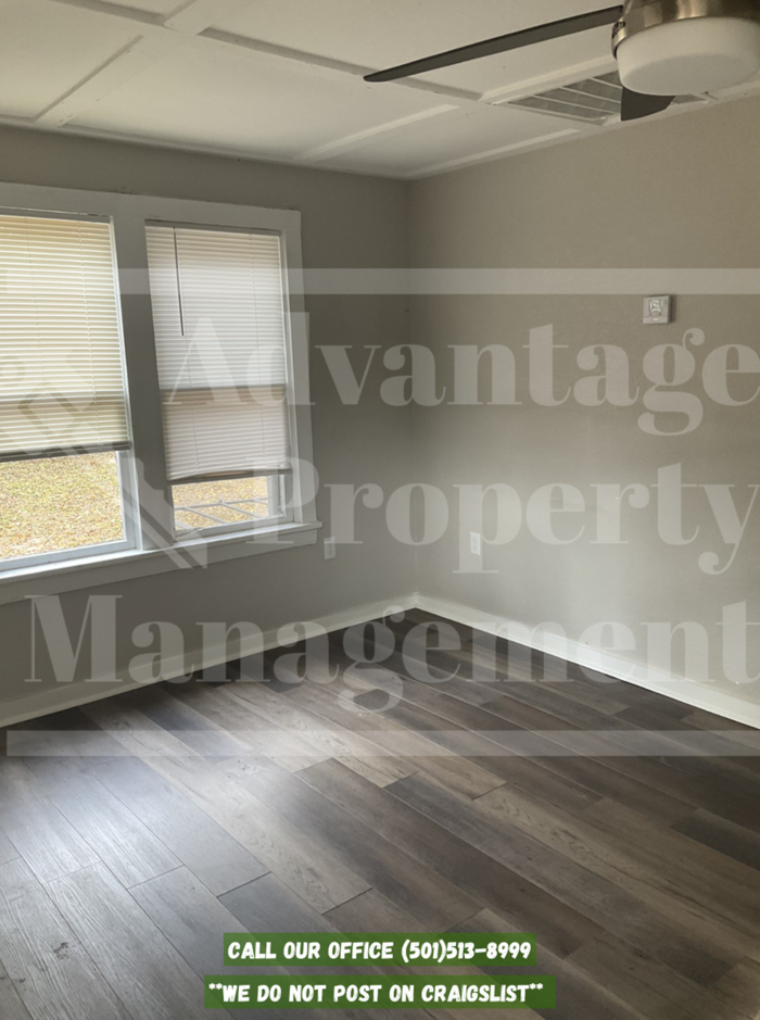 1409 Parker St #B - Photo 3 of 8