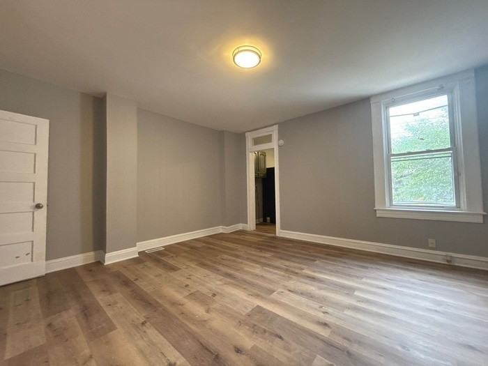 3 North Abington Avenue - Photo 6 of 14