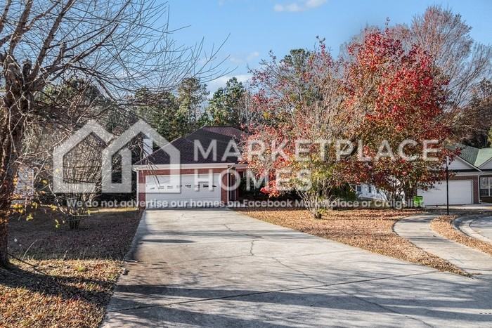 10143 Deep Creek Drive - Photo 3 of 27