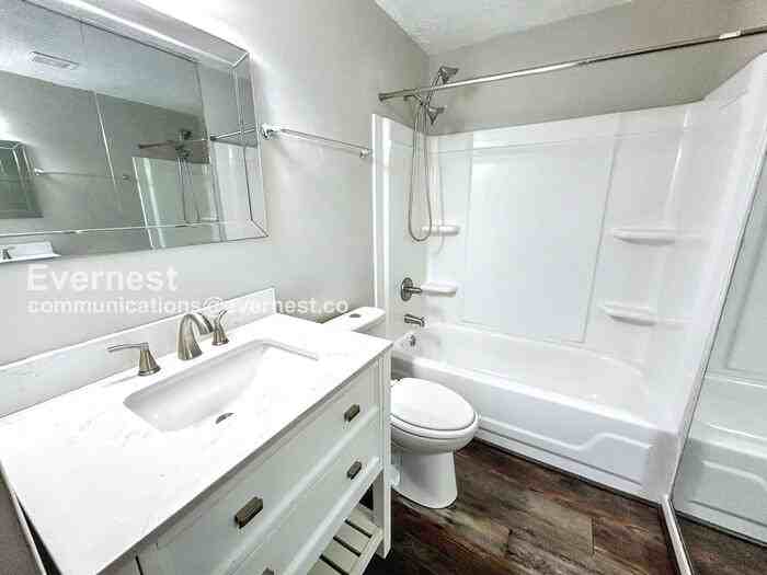 6418 Mclean Street - Photo 7 of 22