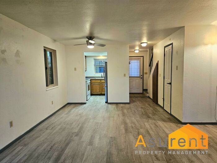 132 S Mountain Ave #4 - Photo 6 of 15