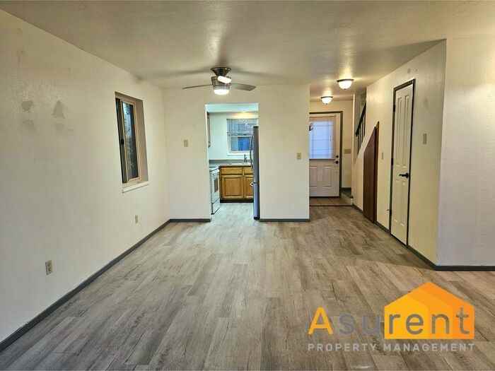 132 S Mountain Ave #4 - Photo 7 of 15