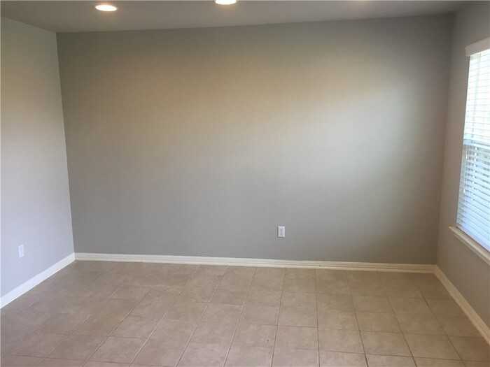 202 Gambel Oak Way - Photo 5 of 21