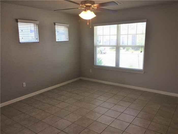 202 Gambel Oak Way - Photo 6 of 21