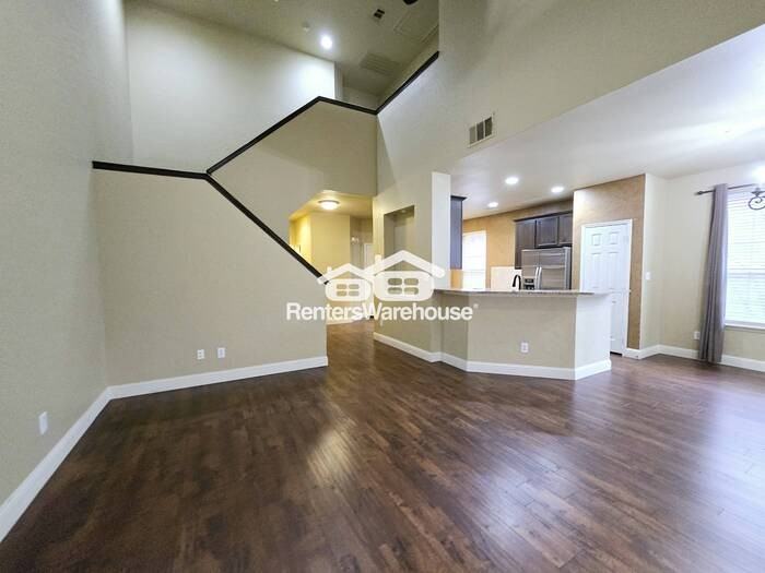 8604 Heather Ridge Dr - Photo 2 of 21