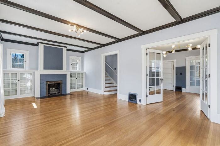 14 West Jefferson Street - Photo 5 of 34