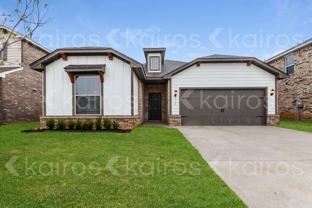 913 Northeast 4th Street - Photo 1 of 1