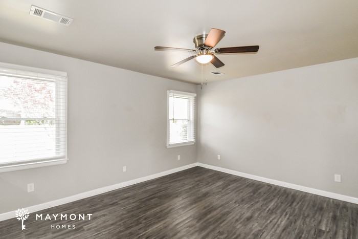 740 Duval Dr - Photo 7 of 12