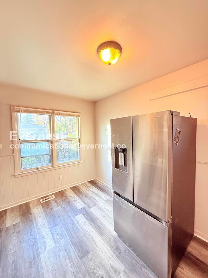 19148 Hilton Dr - Photo 5 of 27