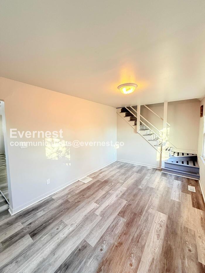 19148 Hilton Dr - Photo 7 of 27