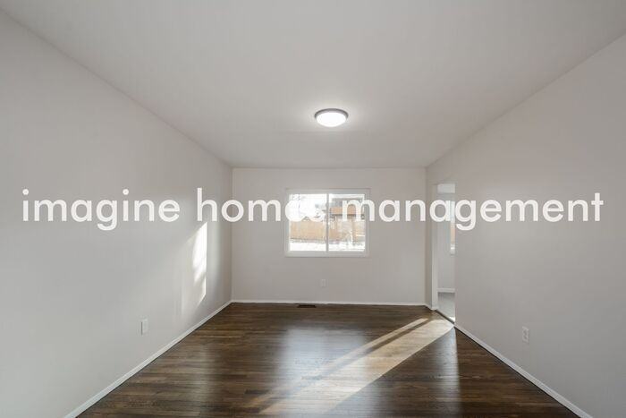 410 Sorrento Drive - Photo 4 of 18