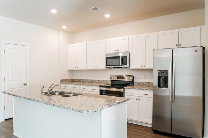 348 Augustine Dr - Photo 7 of 12