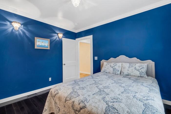 631 Clover Ln - Photo 7 of 42