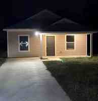 featured image of 914 Country Club Drive