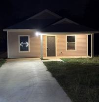 914 Country Club Drive - Photo 1 of 1