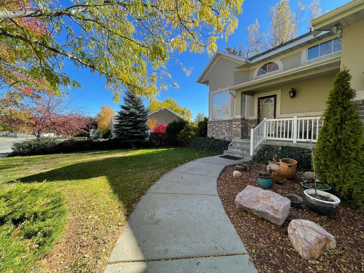 4111 W 9580 S - Photo 2 of 50