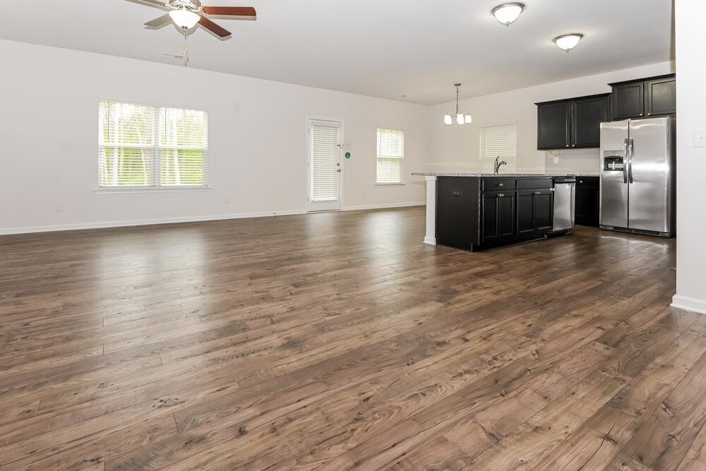 4319 Drifter Dr - Photo 5 of 16