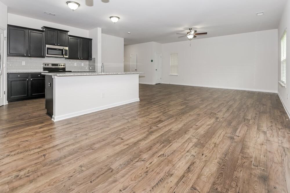 4319 Drifter Dr - Photo 7 of 16