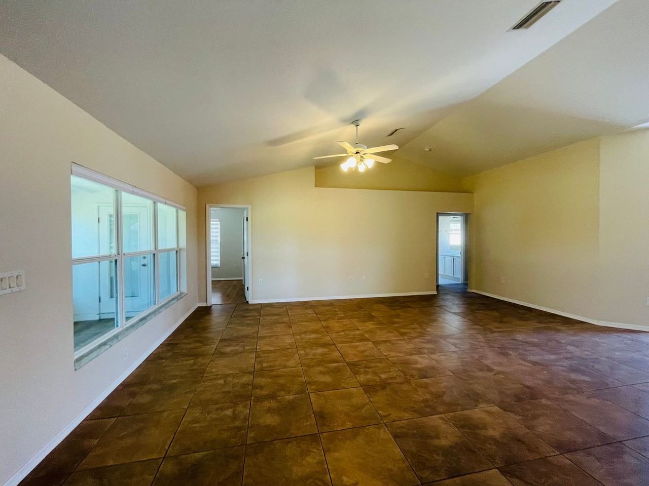 117 Angol Street - Photo 3 of 19