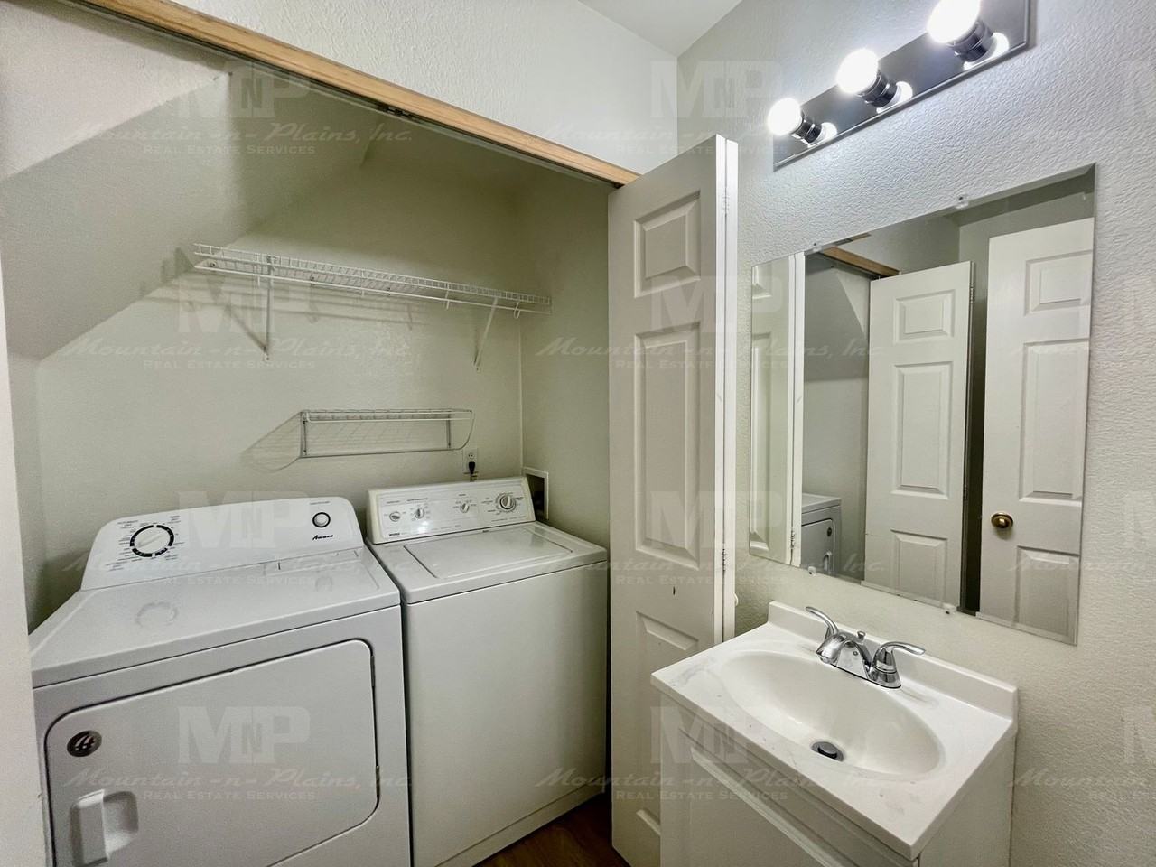 3380 Saratoga Street #D - Photo 6 of 16