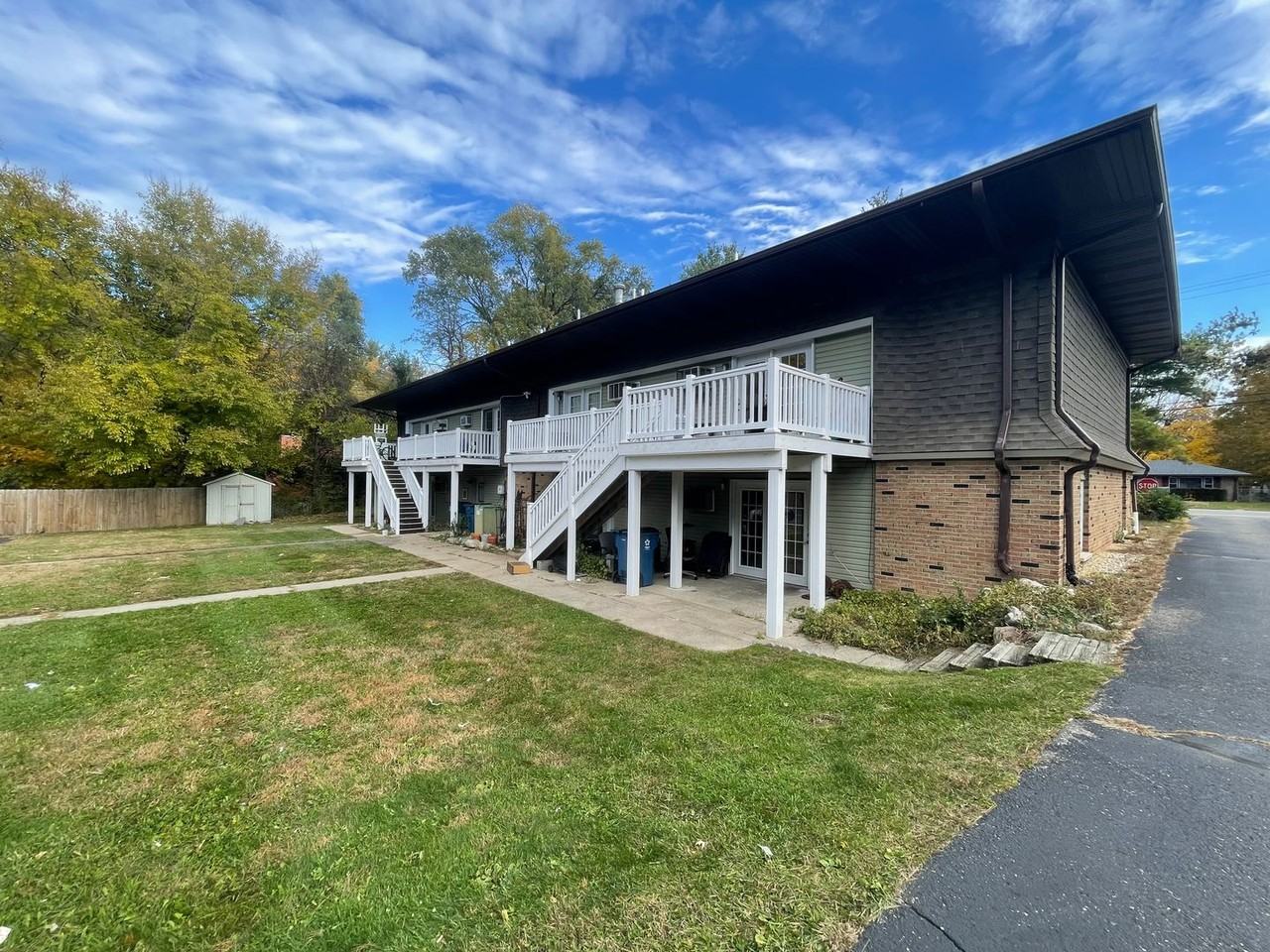 9th 2860 - Photo 2 of 21