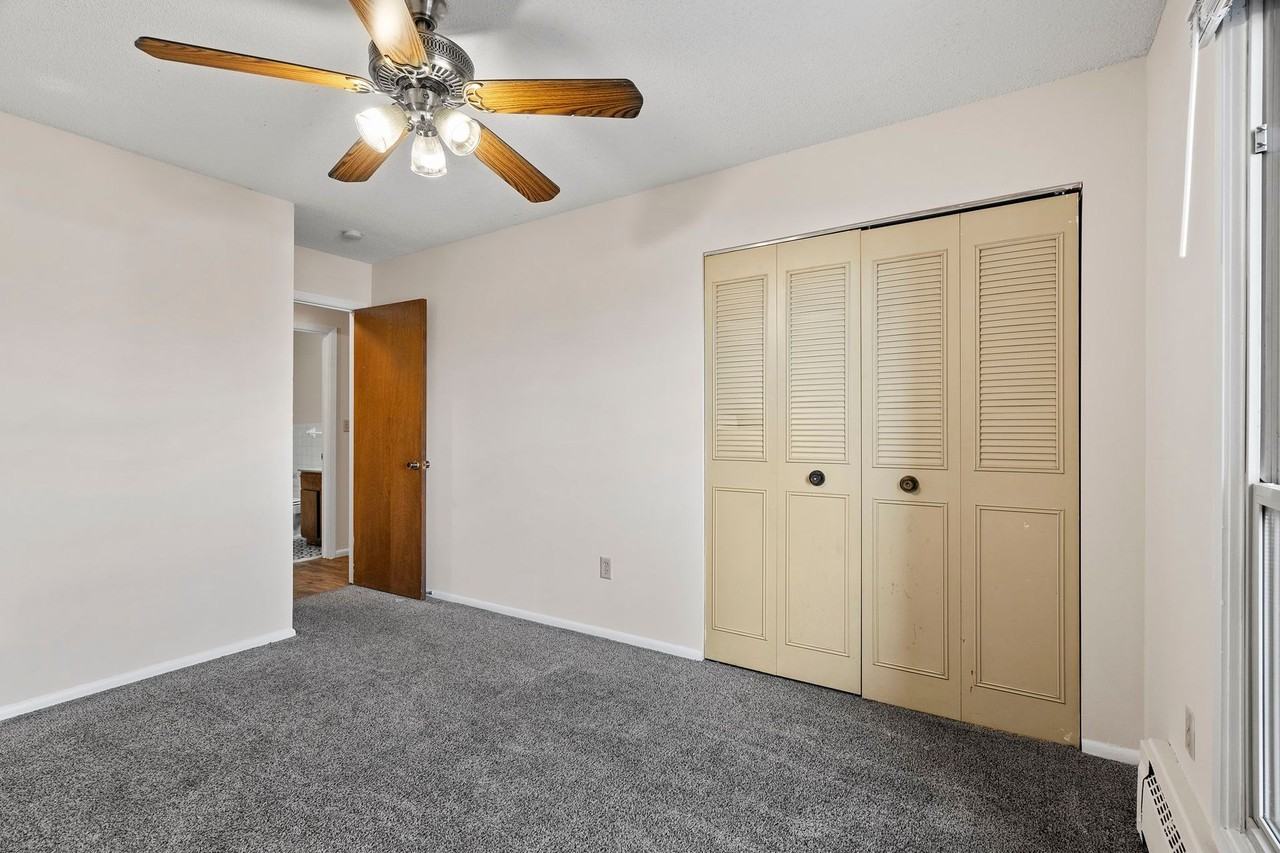 Cedarwood West Apartments | 2 - Photo 6 of 41