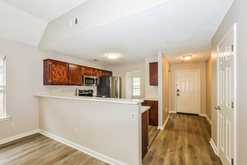 7558 Fox Hunt Drive East - Photo 5 of 16