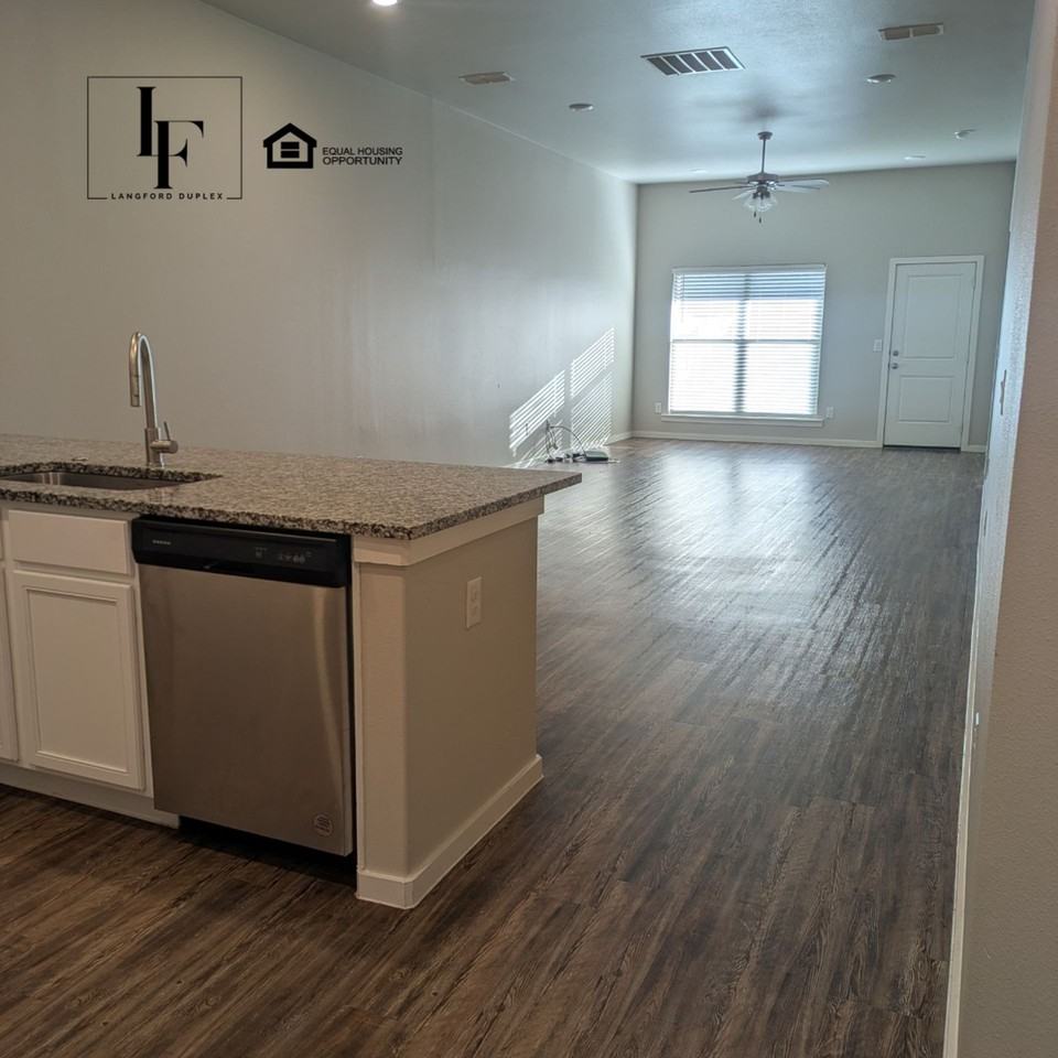 2101 Lubbock - Photo 2 of 29