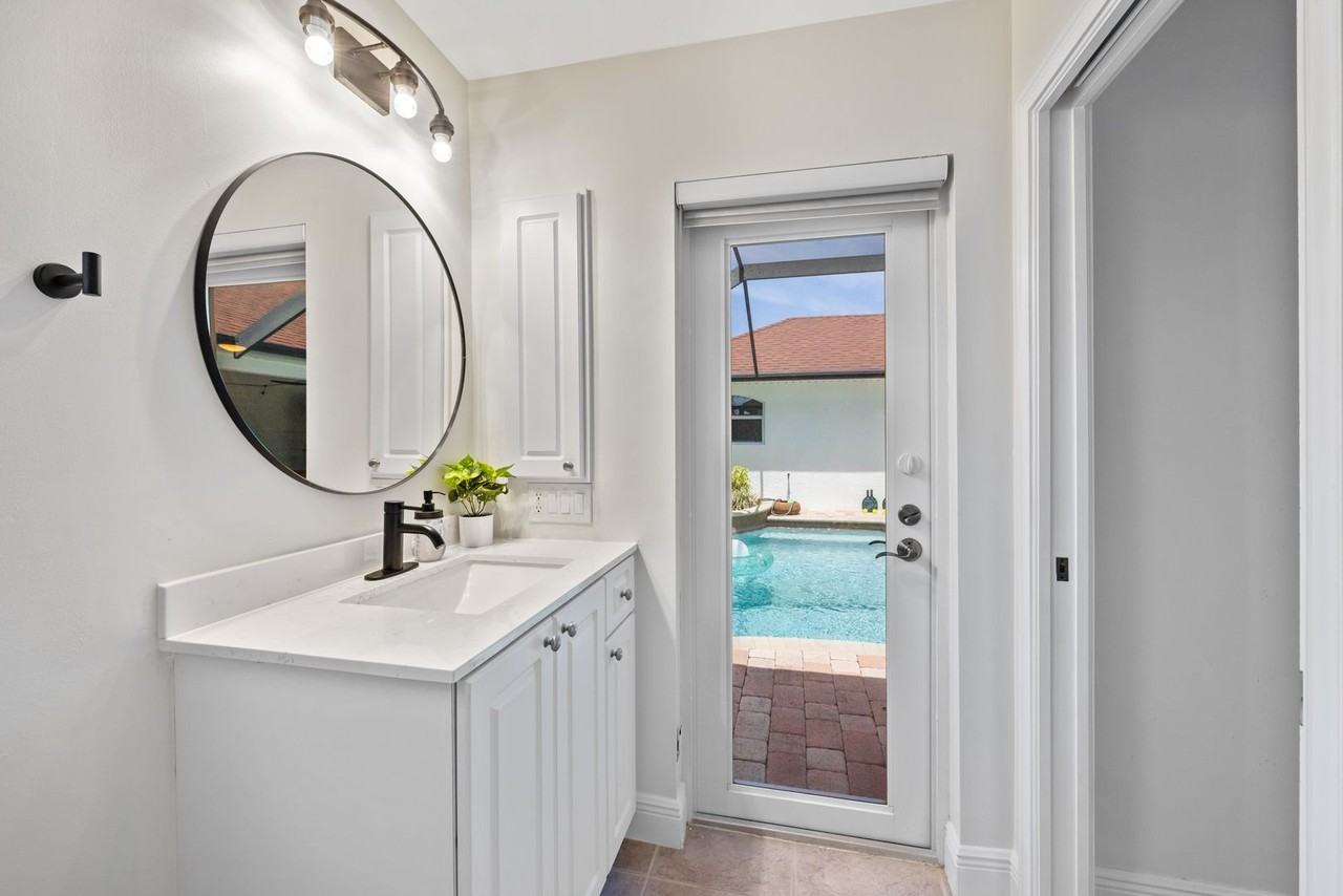 2309 Southwest 27th Street - Photo 7 of 50