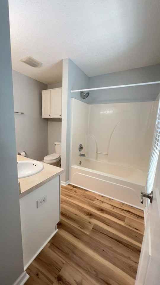 22 Mayfair Drive - Photo 7 of 17