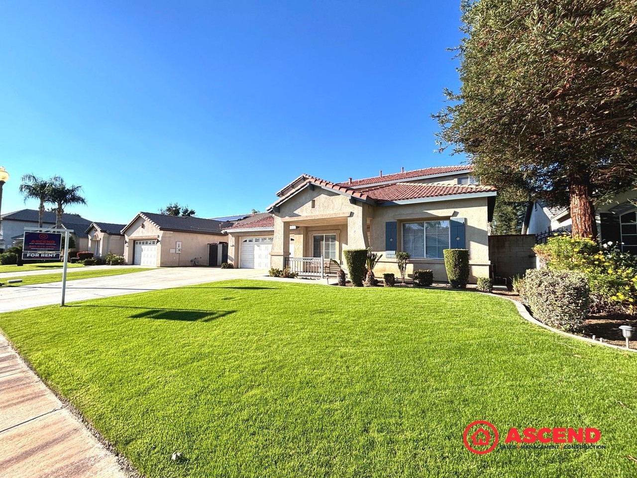 11914 Sturgeon Creek Drive - Photo 2 of 46