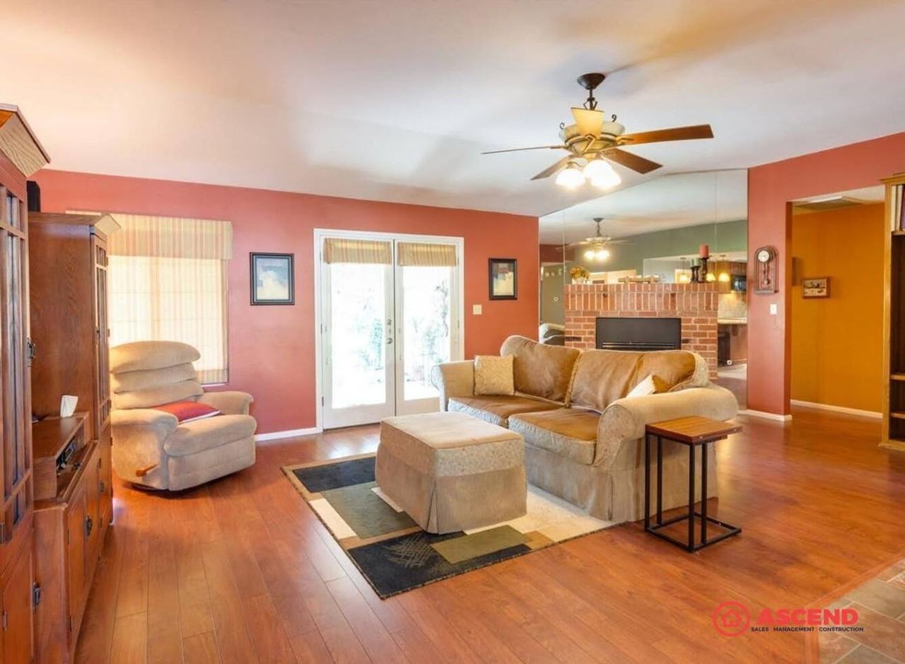 9809 Mesa Oak Dr - Photo 7 of 28