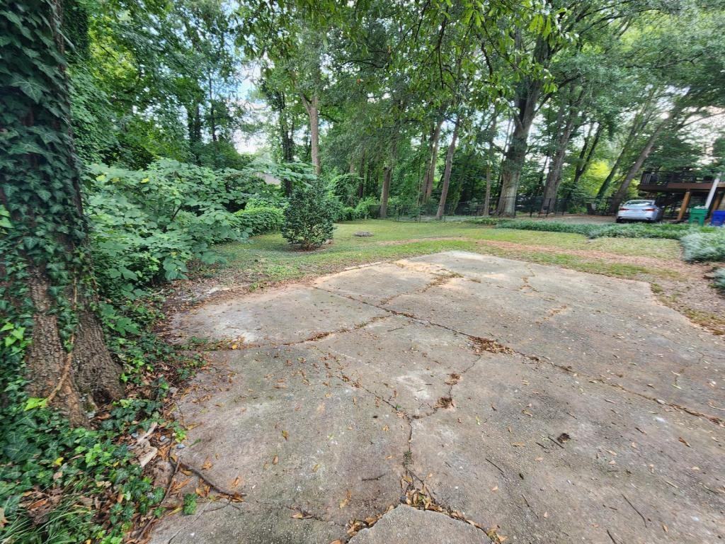 2431 North Decatur Road - Photo 5 of 34