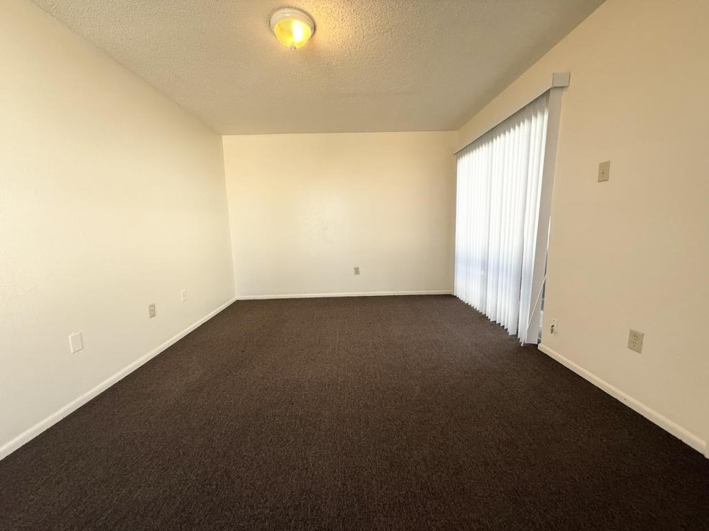 1625 42nd St Apt A - Photo 6 of 18