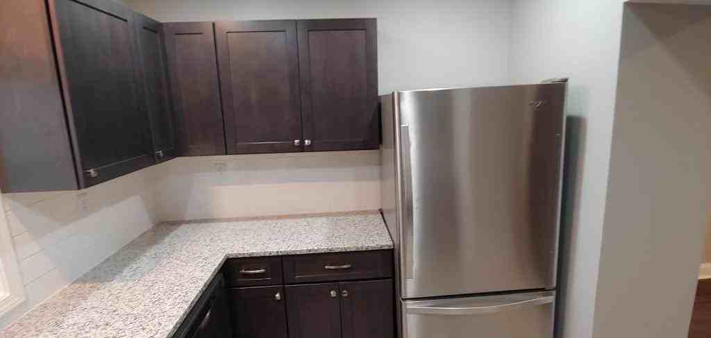 1201 Charleston Ave #1 - Photo 3 of 5