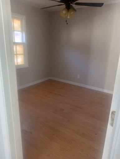 1971 Beech Avenue - Photo 3 of 9