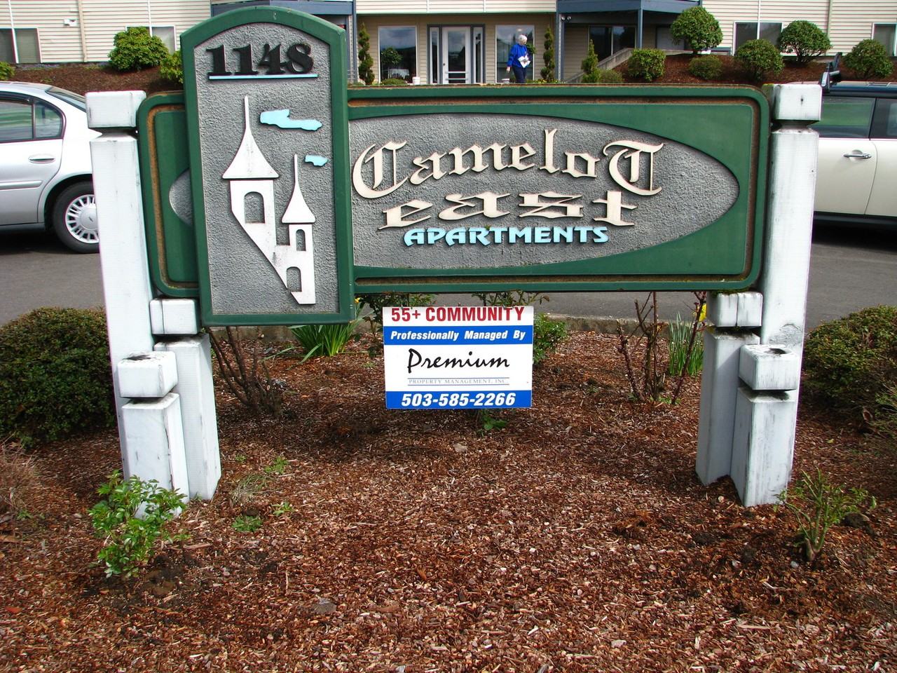 1148 37th Place Northeast #204 - Photo 2 of 12