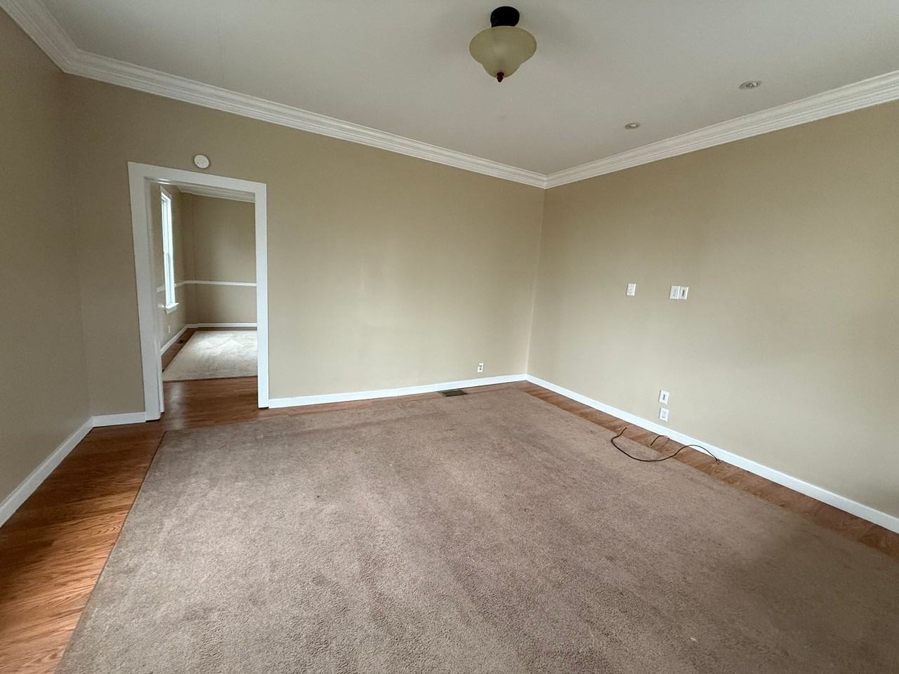 1101 Dushane Street - Photo 3 of 12