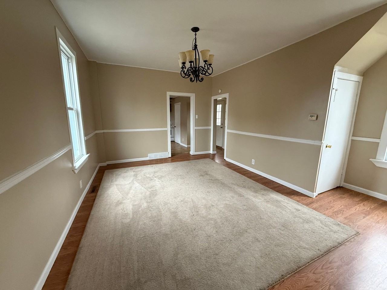 1101 Dushane Street - Photo 4 of 12