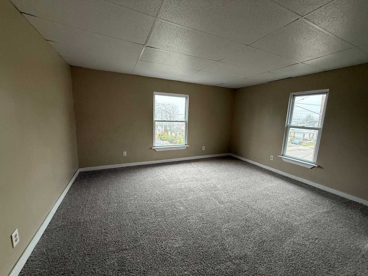 1101 Dushane Street - Photo 7 of 12