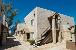 featured image of 6575 W Ocotillo Rd