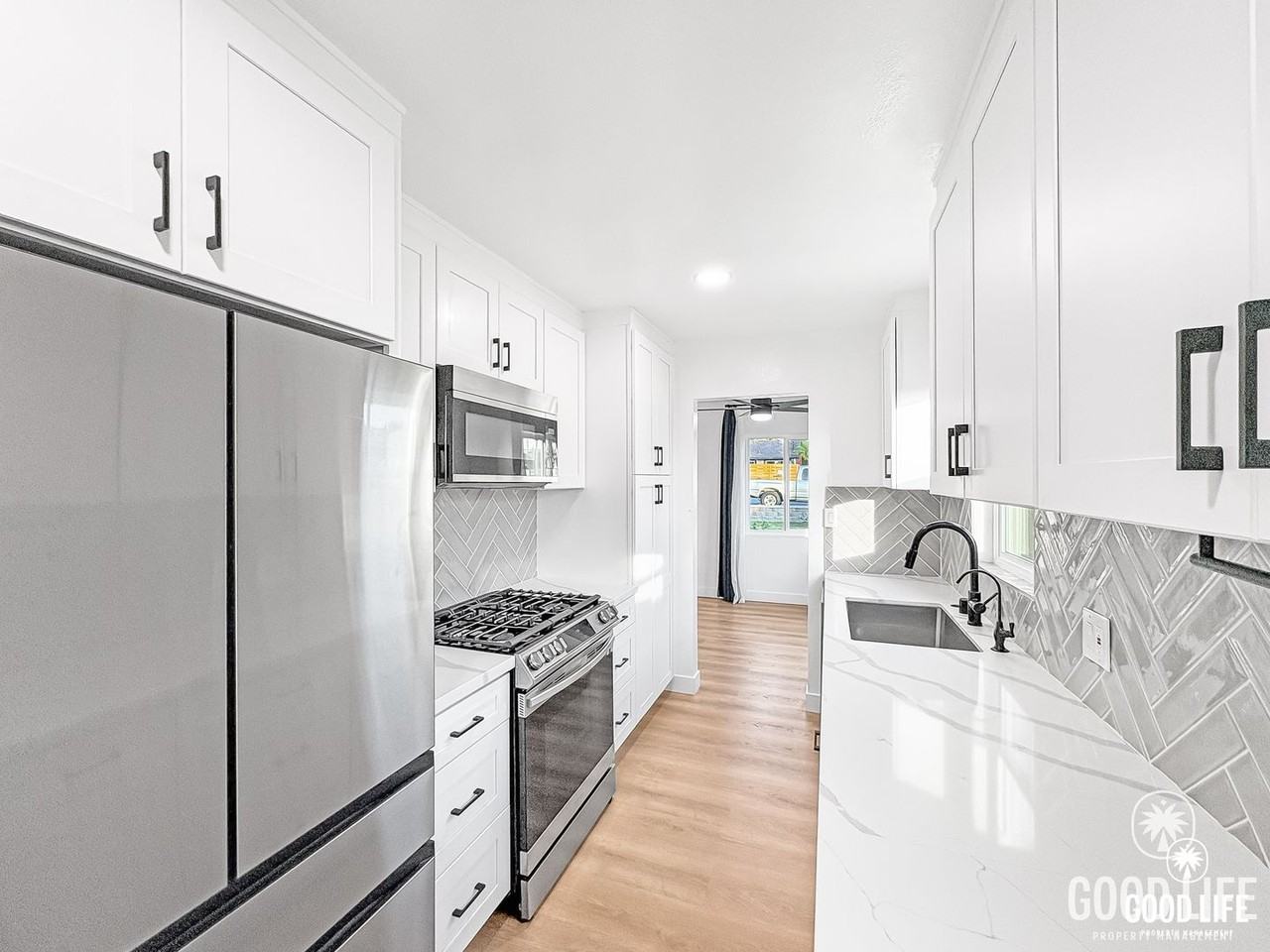 1108 Balour Dr - Photo 3 of 33