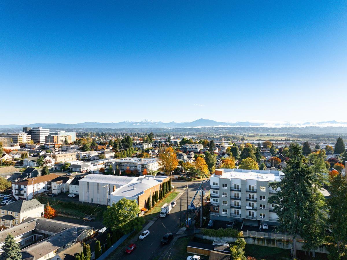 3402 Colby Avenue - Photo 7 of 50