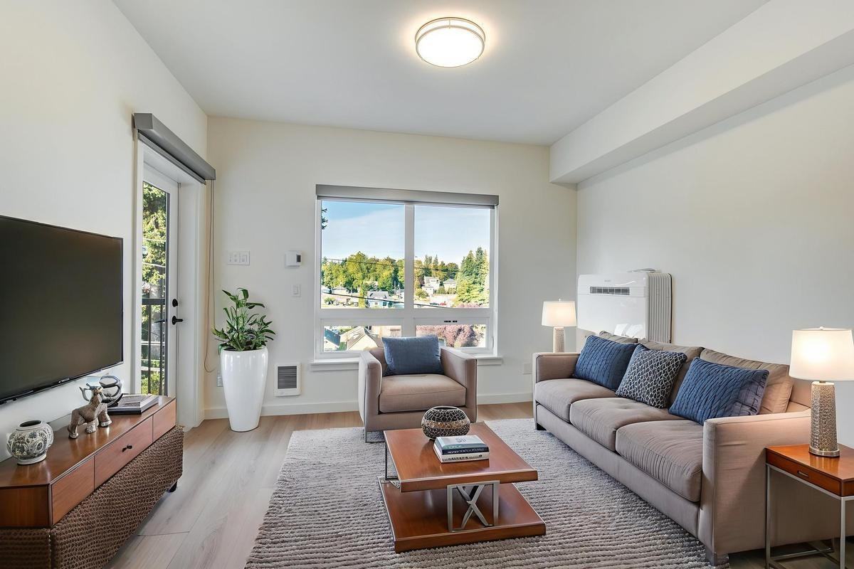 3402 Colby Ave - Photo 6 of 17