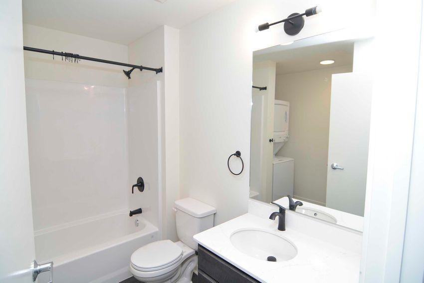 814 Main St - Photo 3 of 50