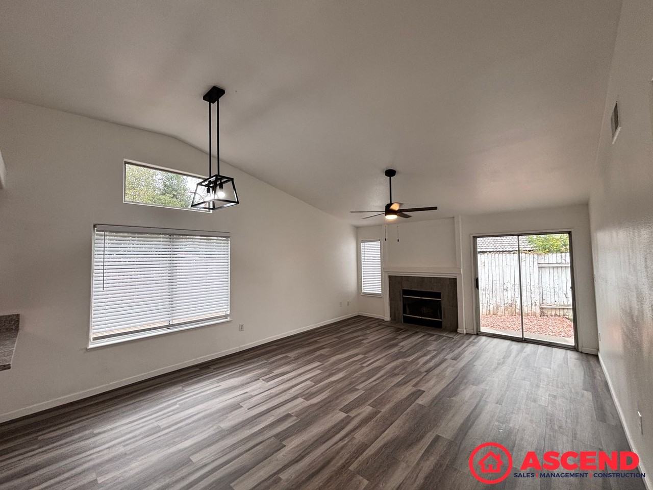 9017 Saint Jean Ct - Photo 7 of 49